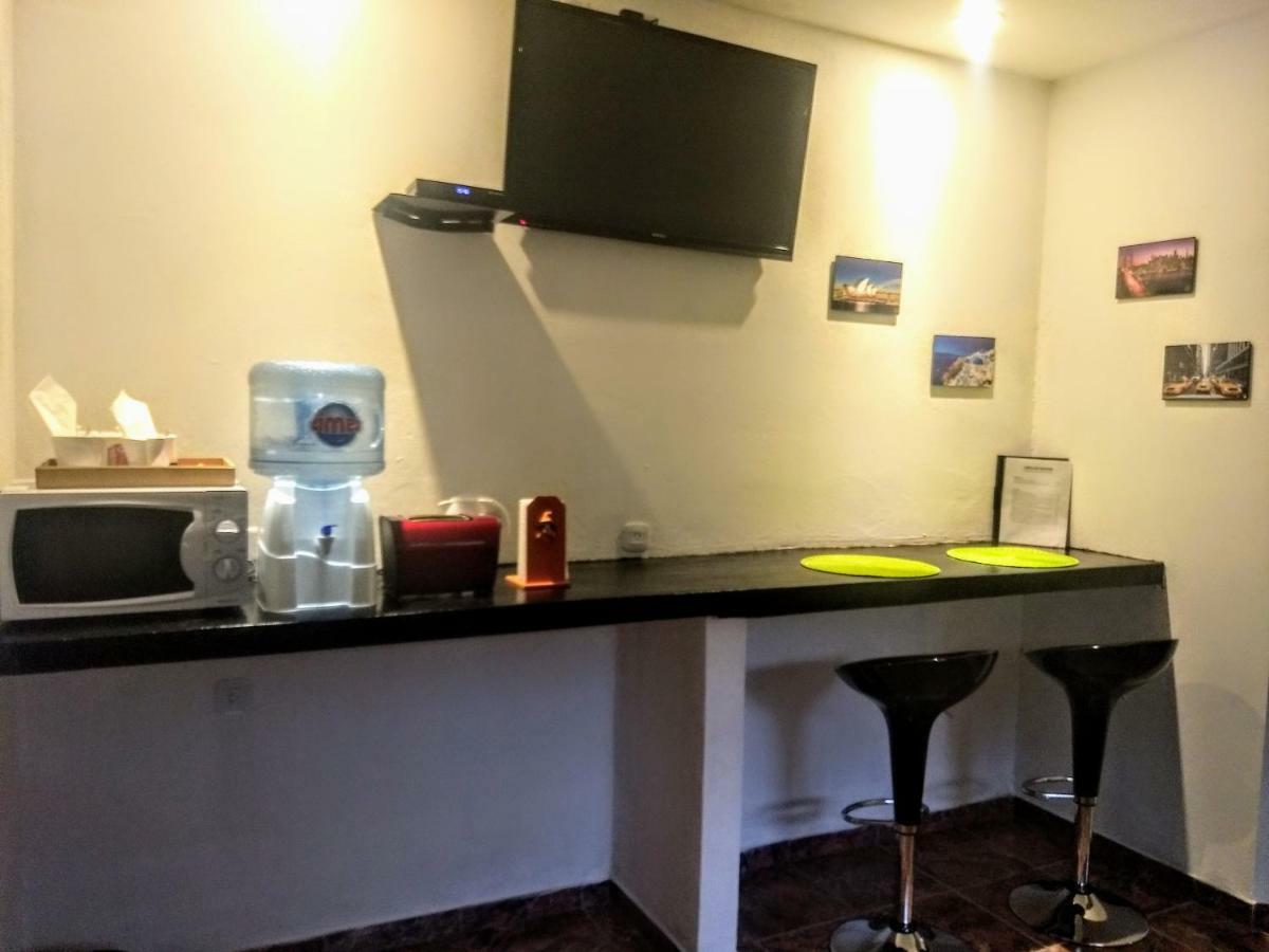 Posada Quinta Pata Ezeiza Esterno foto